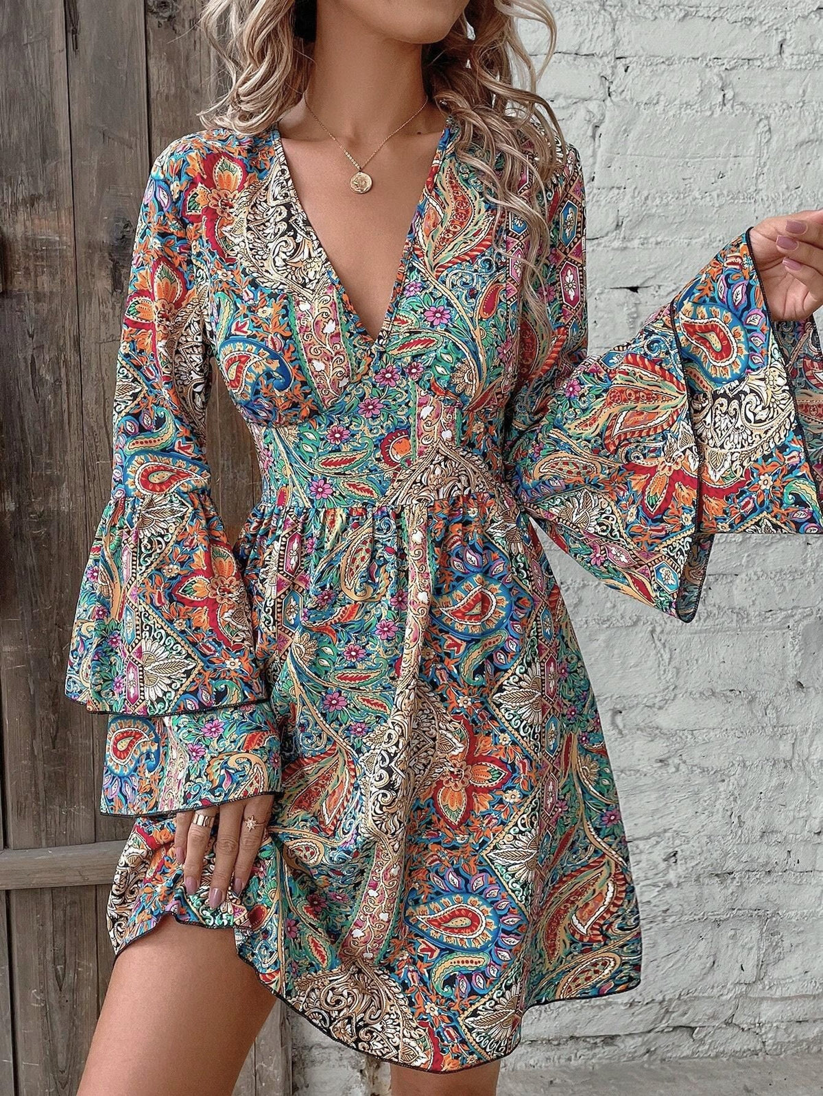 Boho Paisley Bell Sleeve Mini Dress - Decor