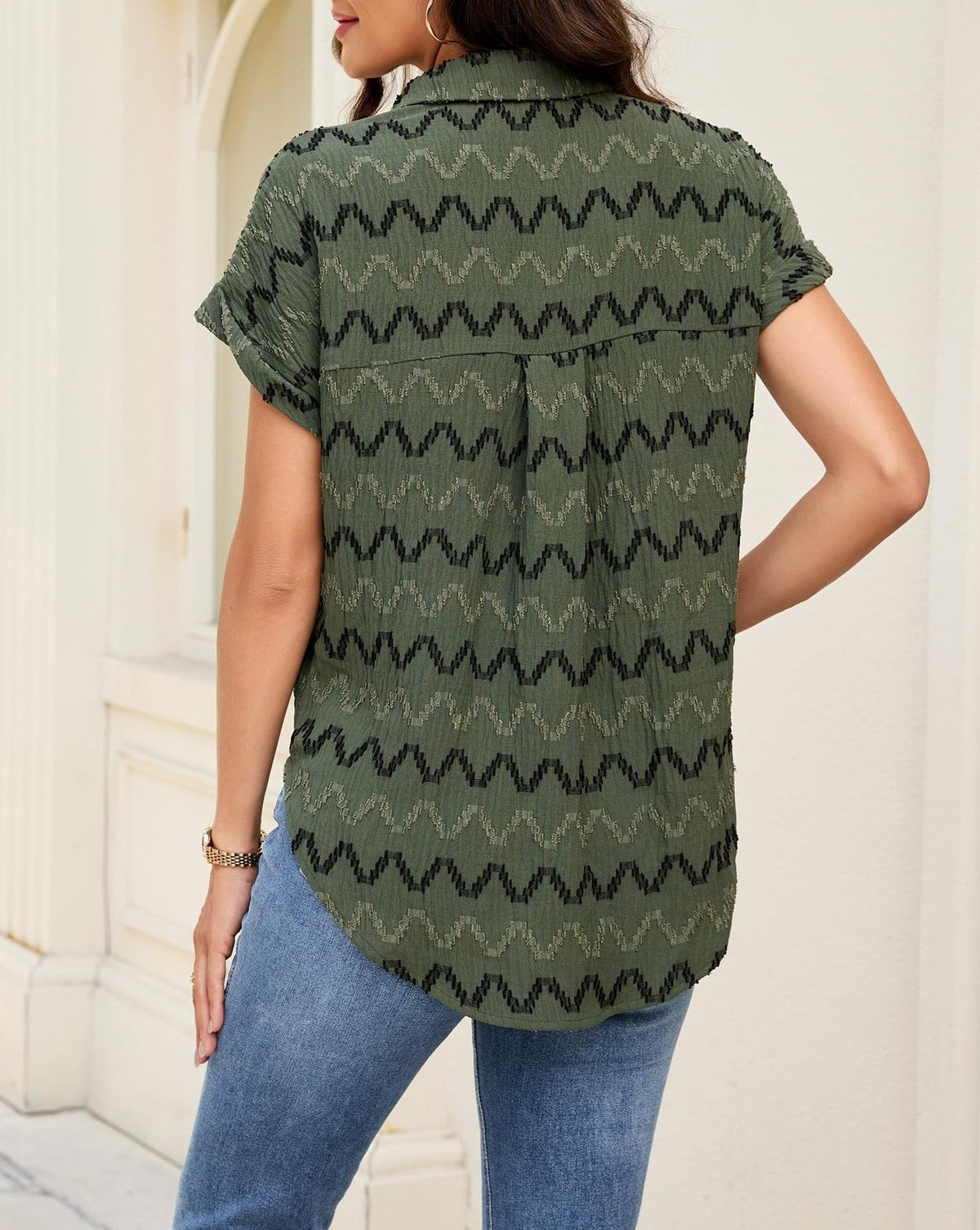Textured Chevron Short Sleeve Button Down Shirt - Green - 2