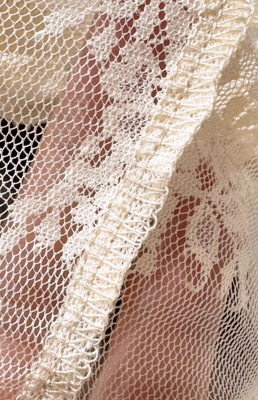 Delicate Floral Lace Scalloped Tank Top - Beige - 11