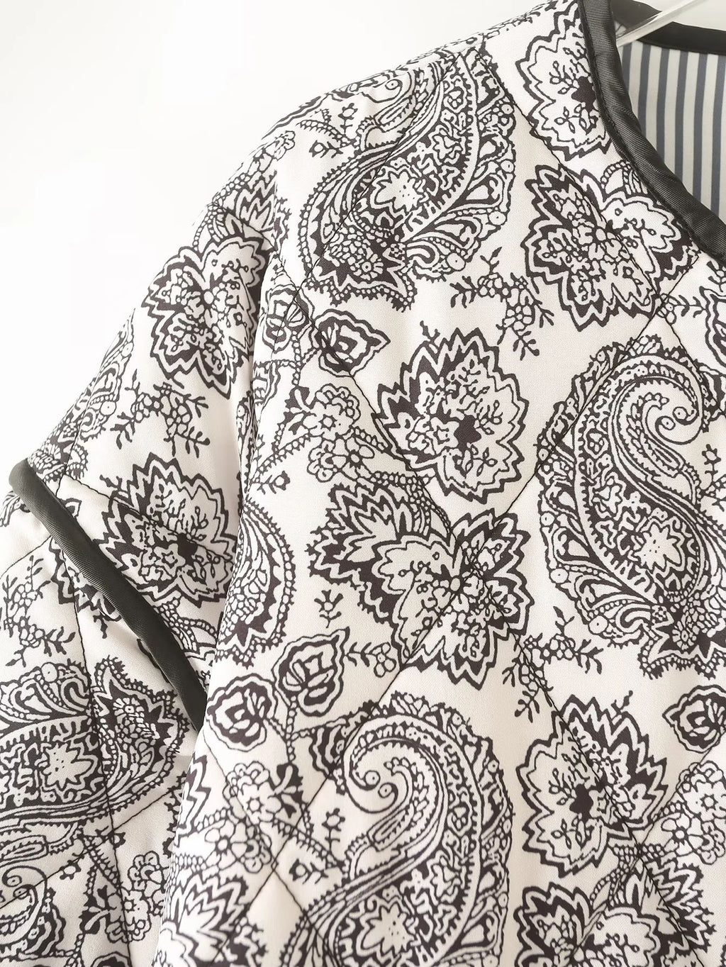 Paisley Quilted Reversible Button Jacket - Grey - 7