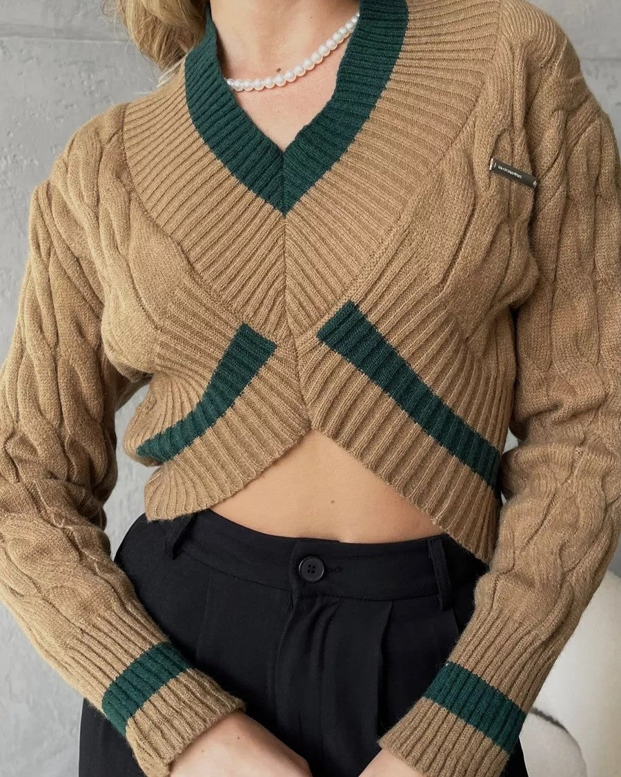 Contrast Trim Cropped Cable Knit Sweater - Khaki
