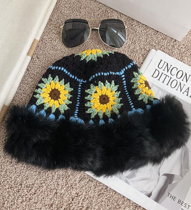 Sunflower Crochet Plush Trim Bucket Hat - Black