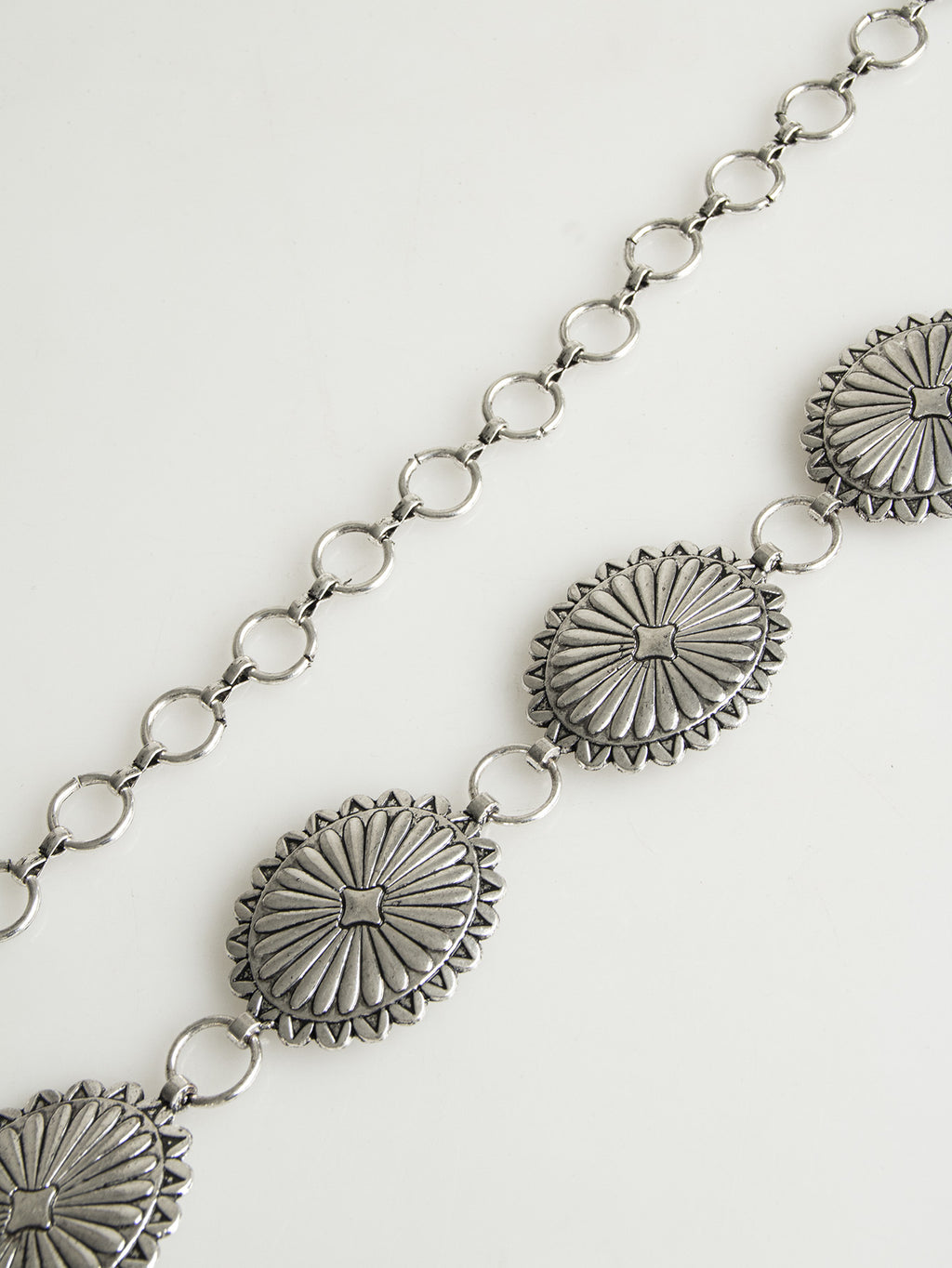 Engraved Sunburst Disc Waist Chain - Silvery - 2