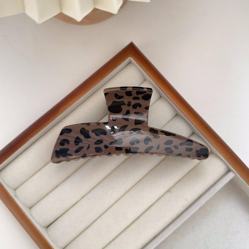 Matte Leopard Bow and Bar Hair Claw - NO05