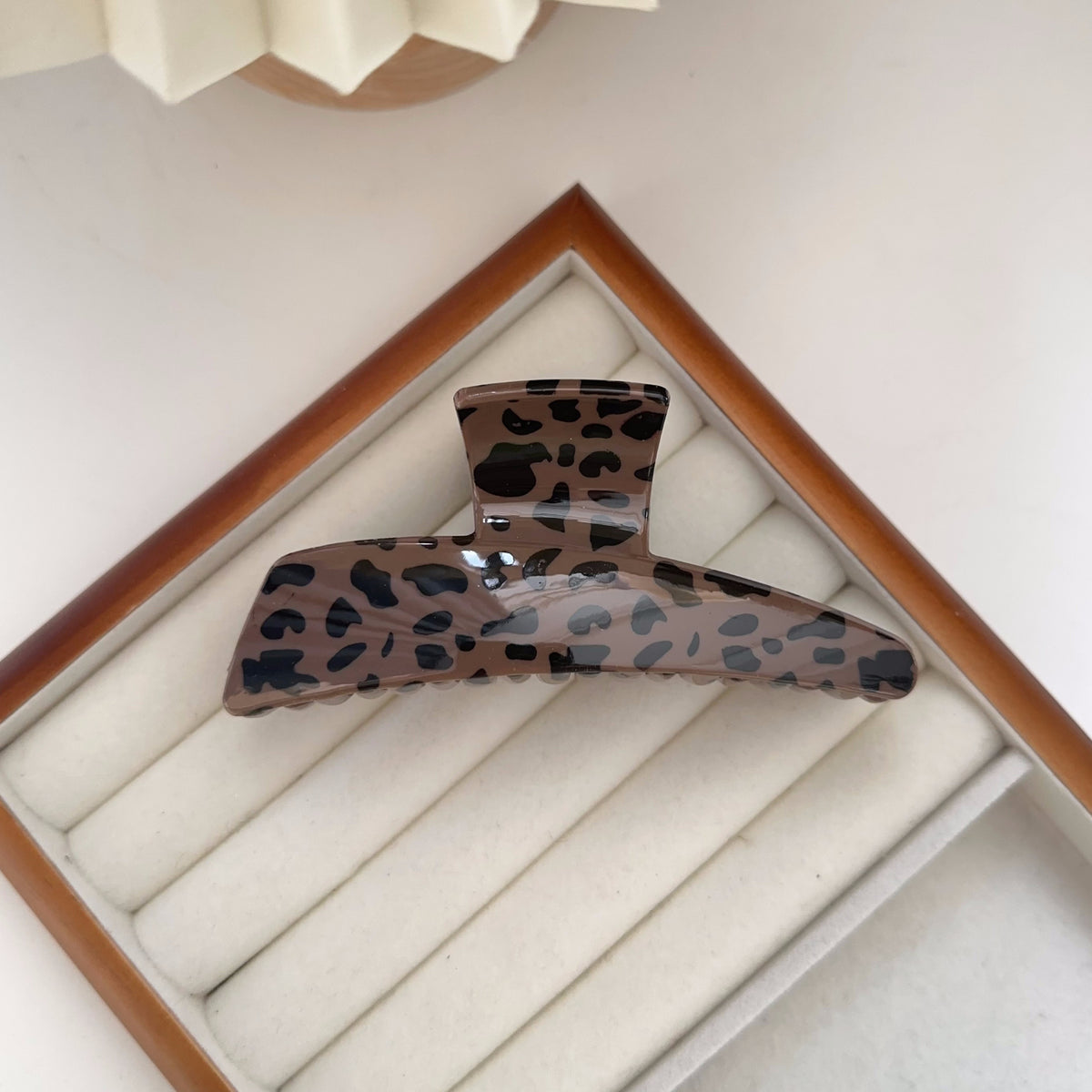Matte Leopard Bow and Bar Hair Claw - NO05
