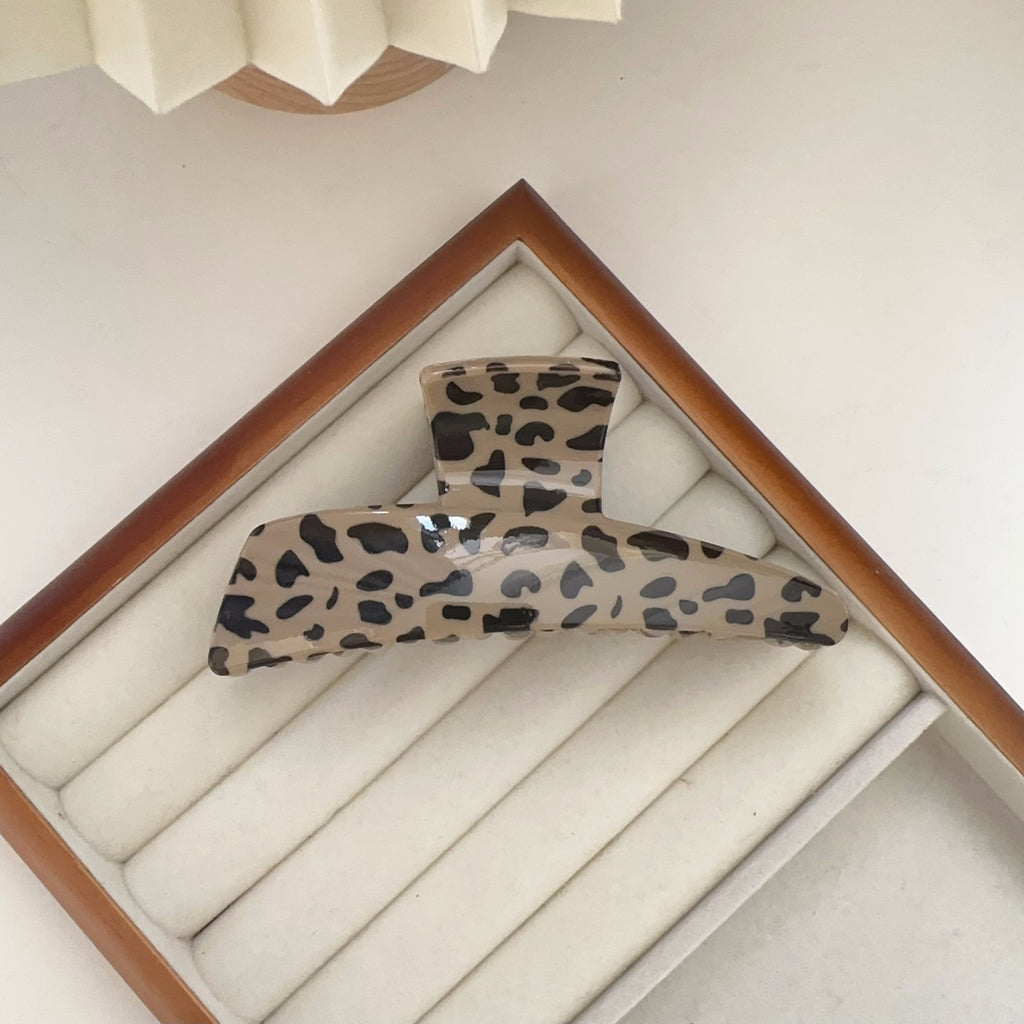 Matte Leopard Bow and Bar Hair Claw - NO06