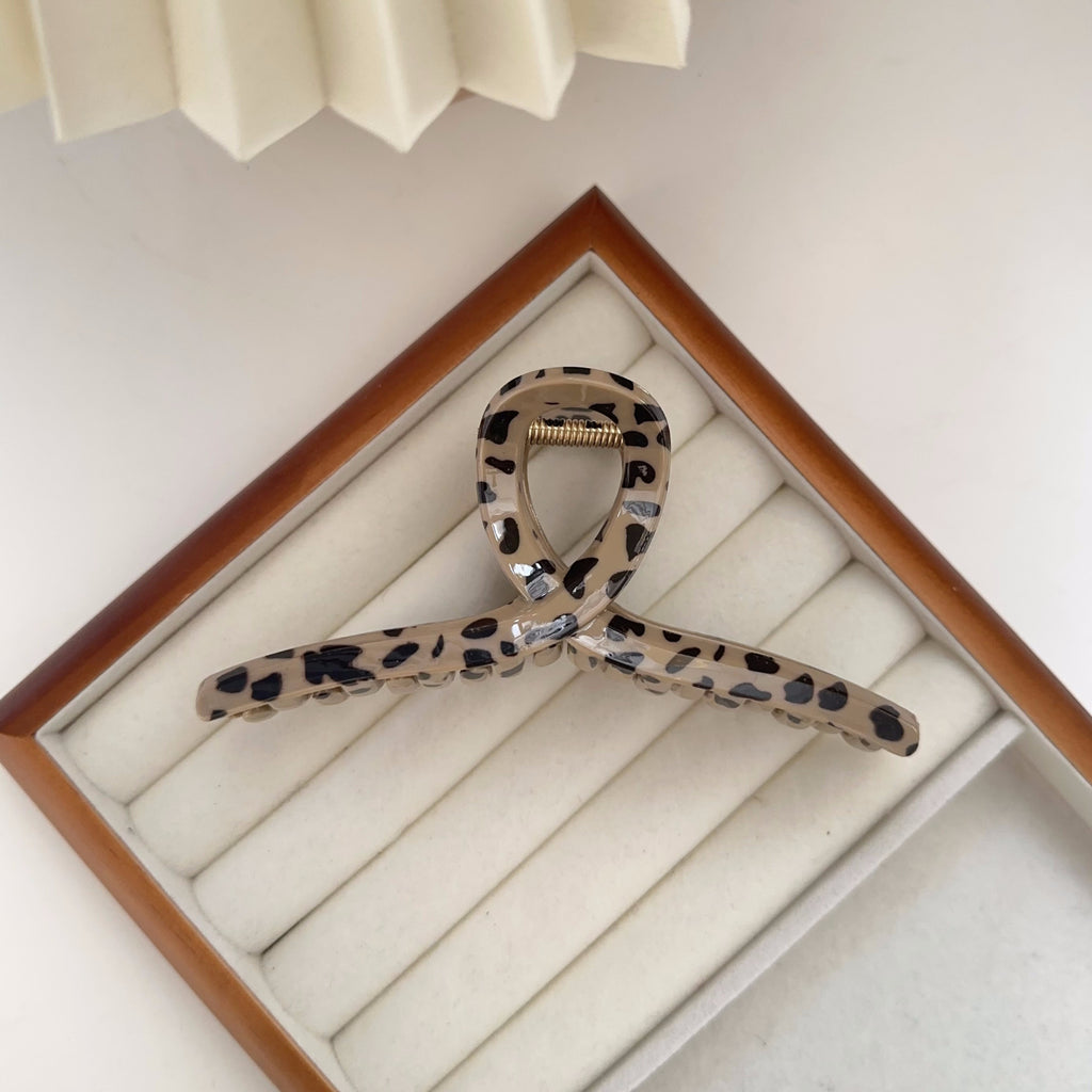 Matte Leopard Bow and Bar Hair Claw - NO08