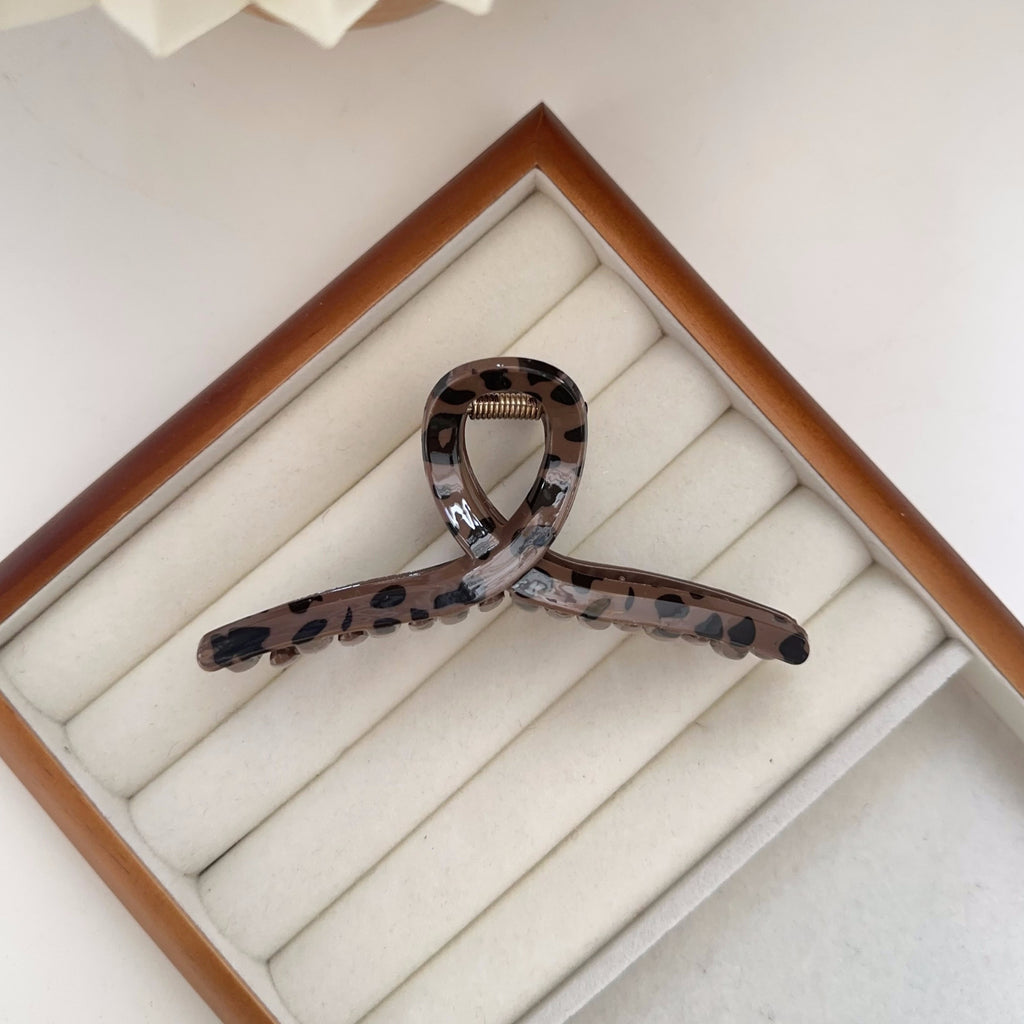 Matte Leopard Bow and Bar Hair Claw - NO09