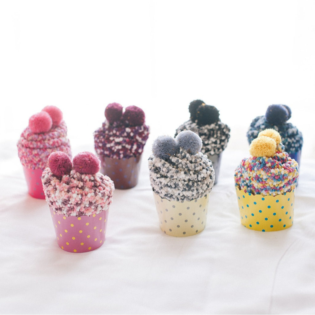 Fluffy Pom Pom Cupcake Gift Socks - Yellow - 2