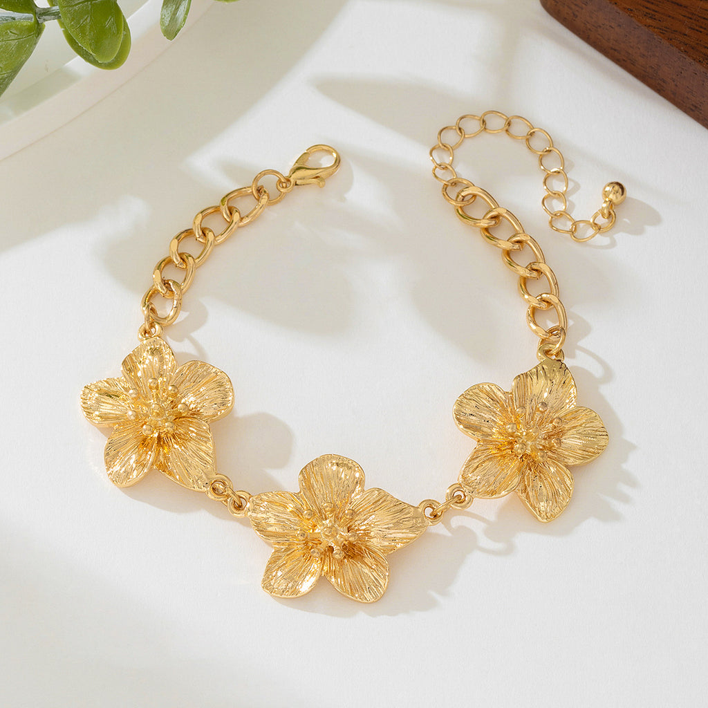 Five Petal Flower Chunky Chain Necklace - Bracelet