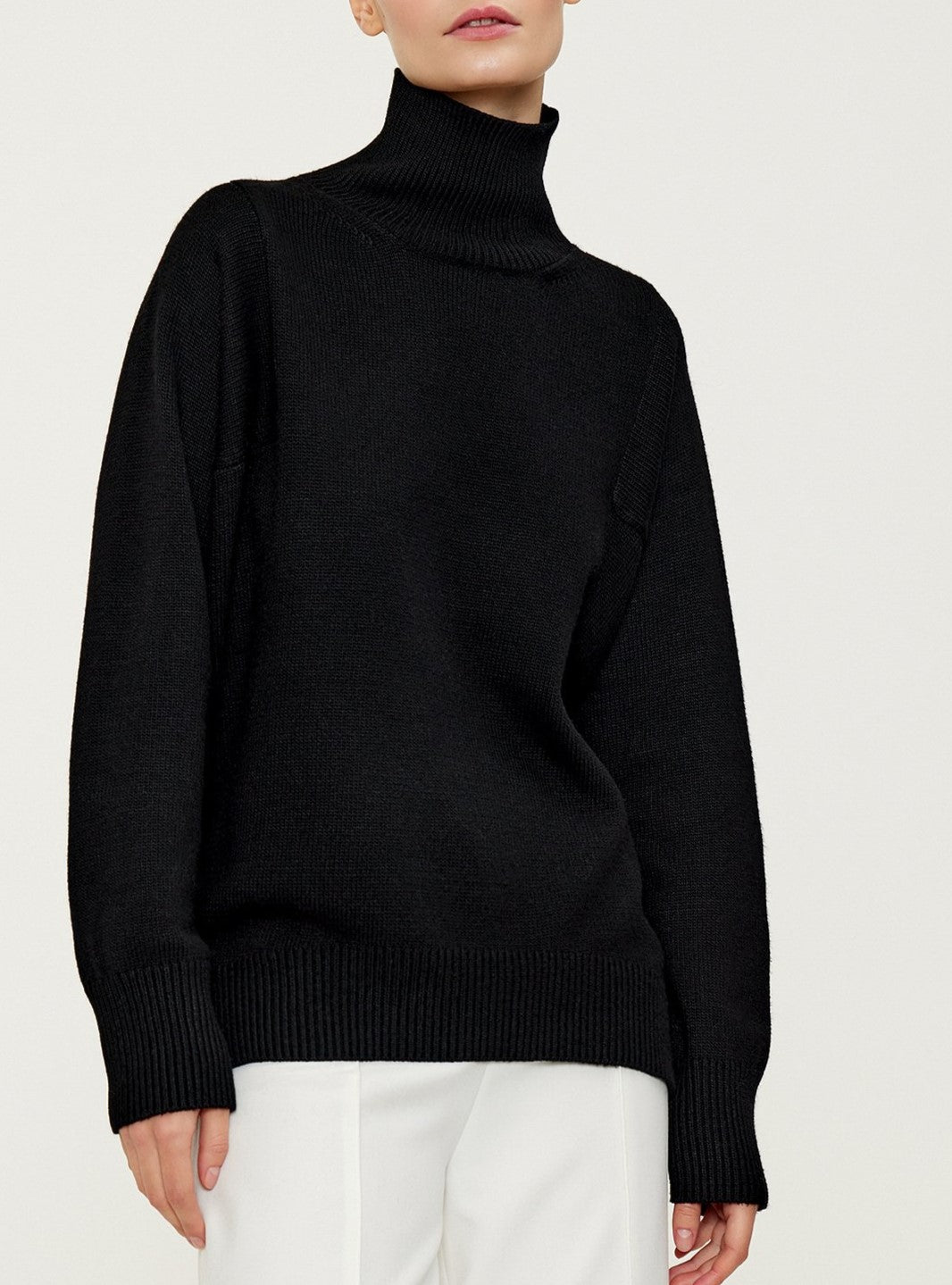 Slouchy Turtleneck Oversized Knit Sweater - Black - 1