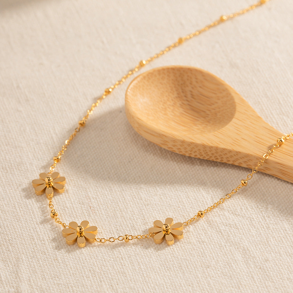 Daisy Flower Station Chain Necklace - Gold - 4