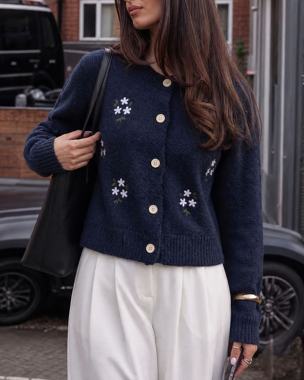 Ditsy Floral Embroidered Button Knit Cardigan - Navy-Blue