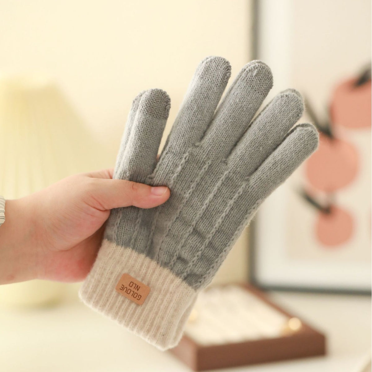 Contrast Cuff Knit Touchscreen Gloves - Grey
