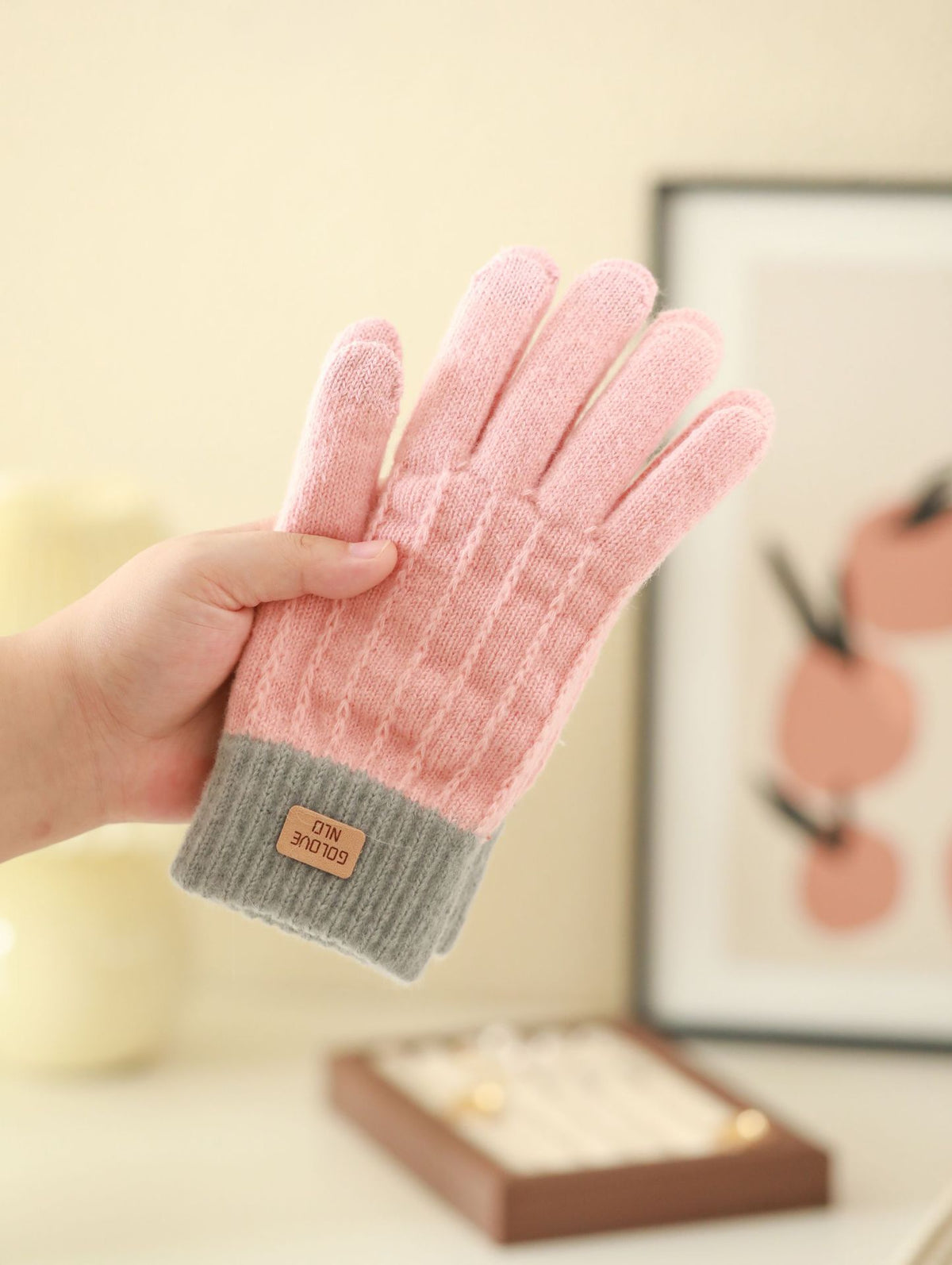 Contrast Cuff Knit Touchscreen Gloves - Pink