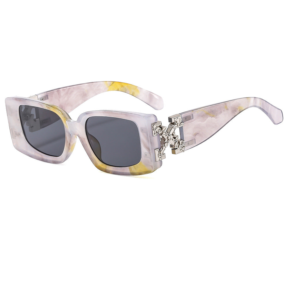 Bold Rectangle Sunglasses With Metal Hinge - Grey