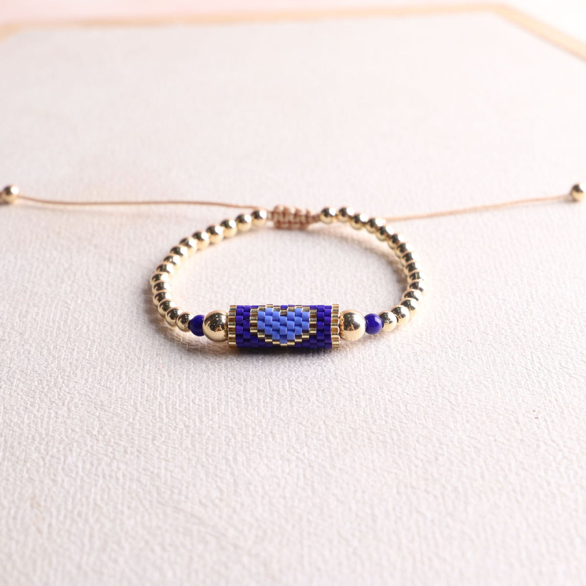 Woven Heart Bead Adjustable Slider Bracelet - Blue_1