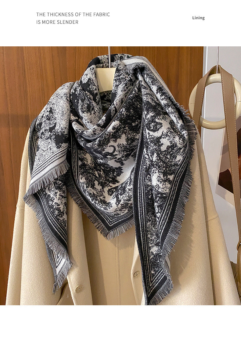 Toile Jungle Print Fringed Triangle Scarf - Black - 1
