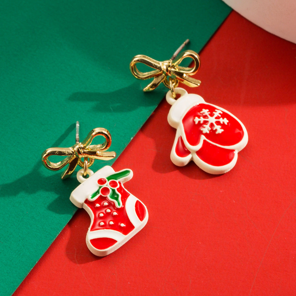 Mismatched Christmas Charm Drop Earrings - Gloves