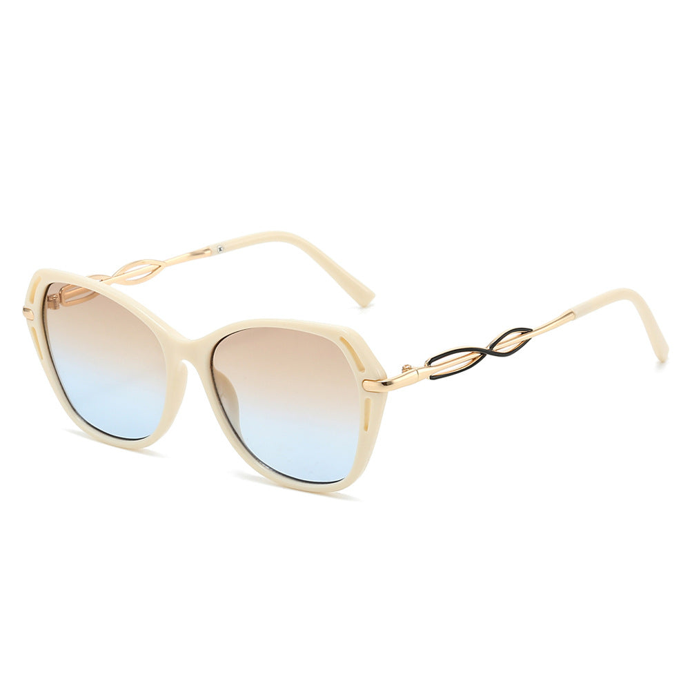 Oversized Butterfly Frame Gradient Sunglasses - Beige