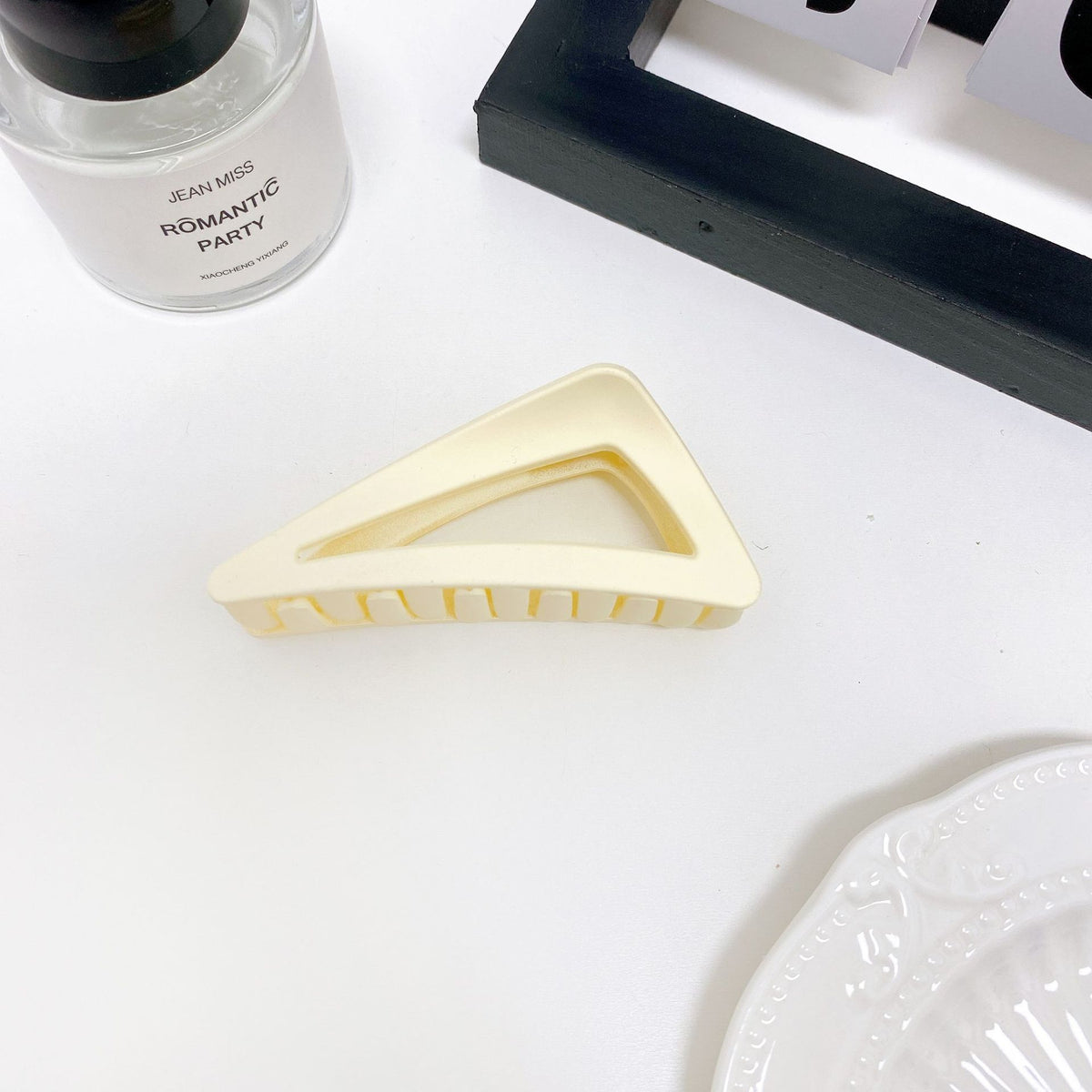 Matte Triangle Geometric Hair Claw Clip - White