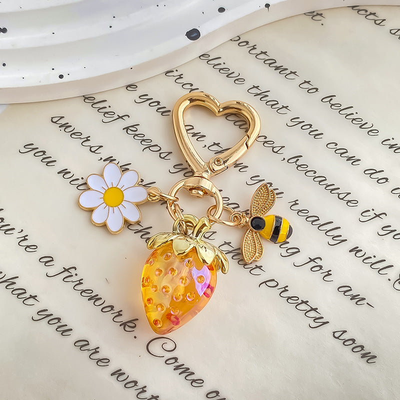 Jelly Strawberry Enamel Daisy Heart Clasp Keychain - Color_01