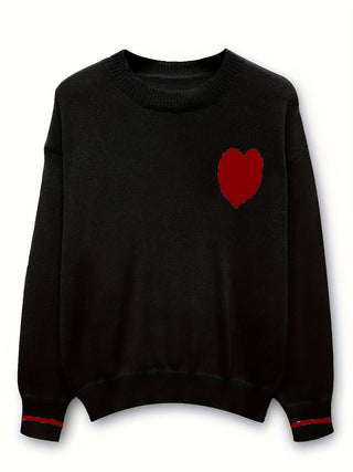Heart Motif Crew Neck Pullover Sweater - Black