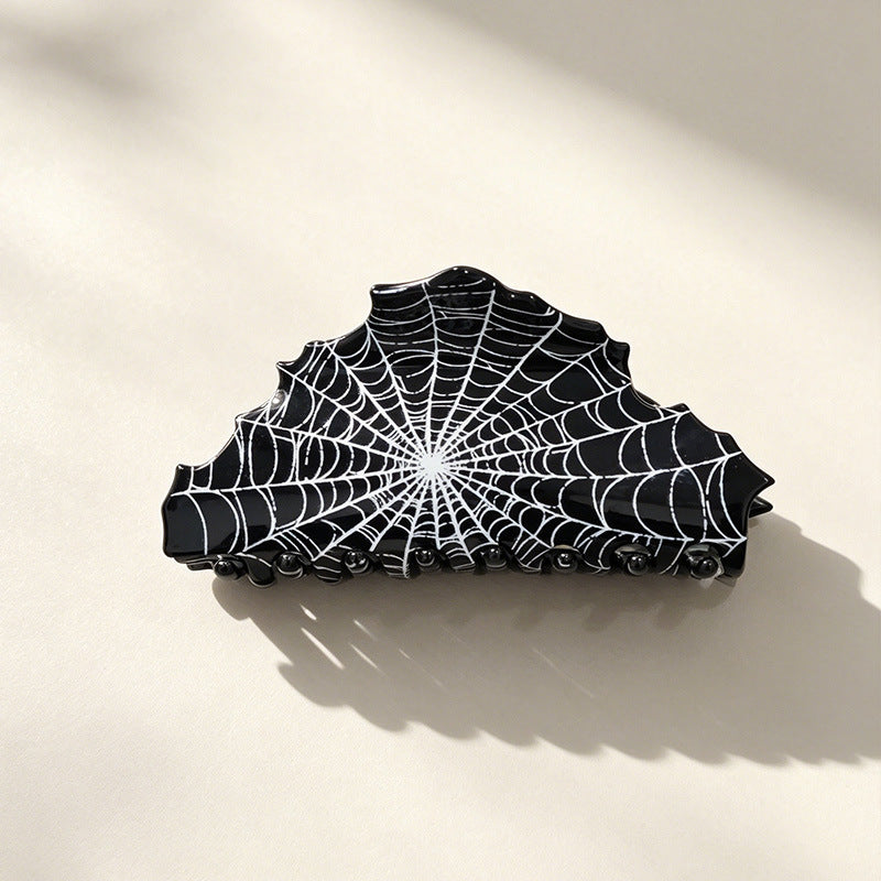 Hair Claw Clip With Etched Spiderweb Design - L_4.13in