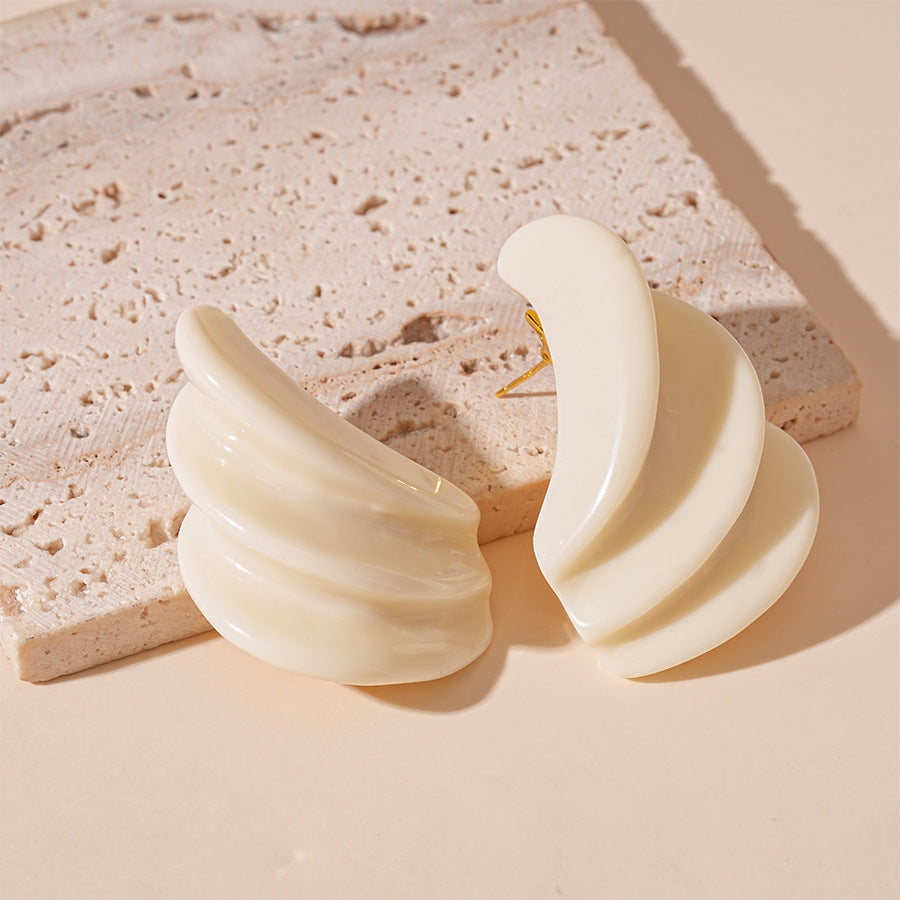 Layered Swirl Resin Stud Earrings - White