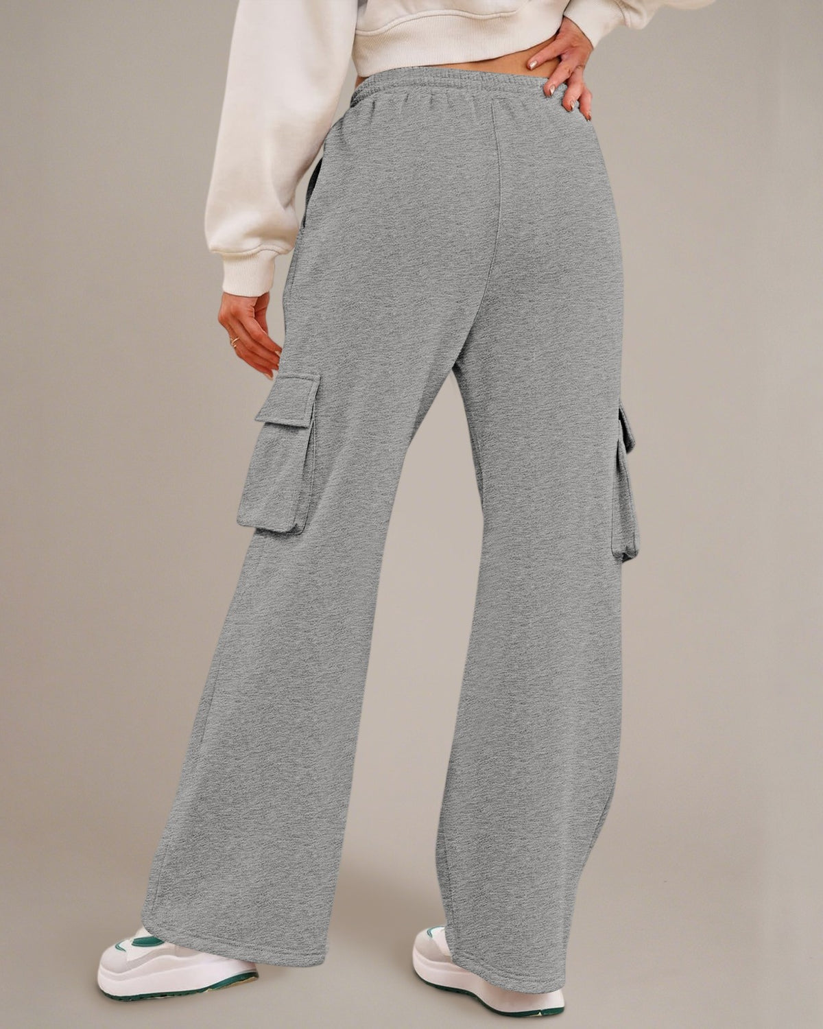 Wide Leg Cargo Sweatpants With Side Pockets - Grey - 1