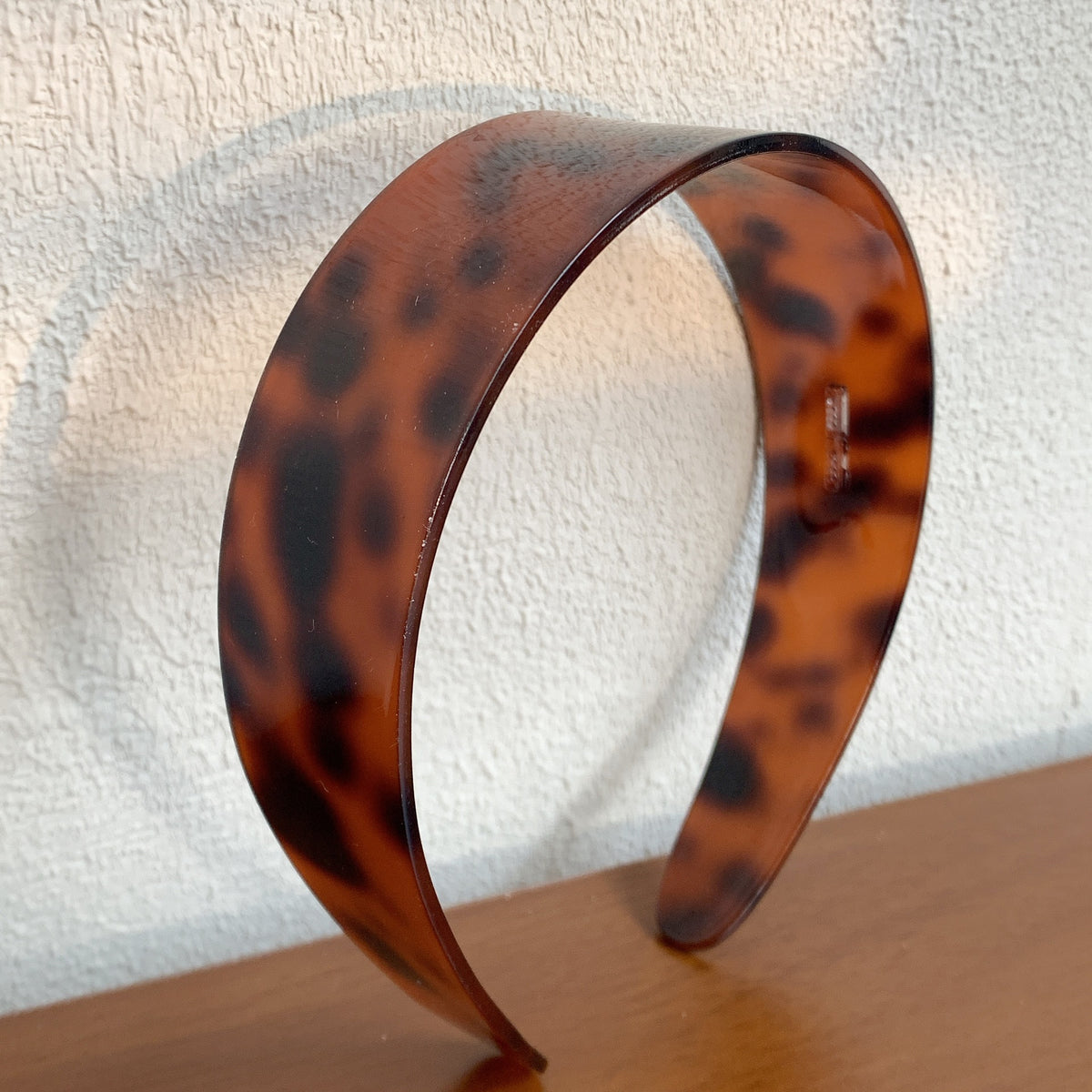 Wide Tortoise Print Resin Headband - view 3