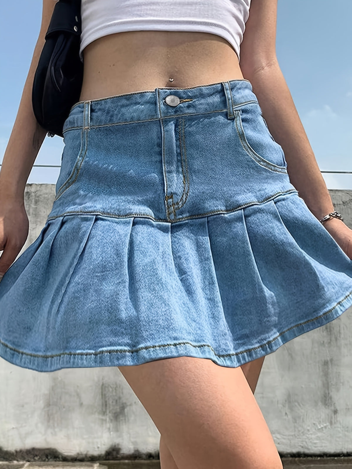 High Waisted Pleated Denim Mini Skirt - Blue